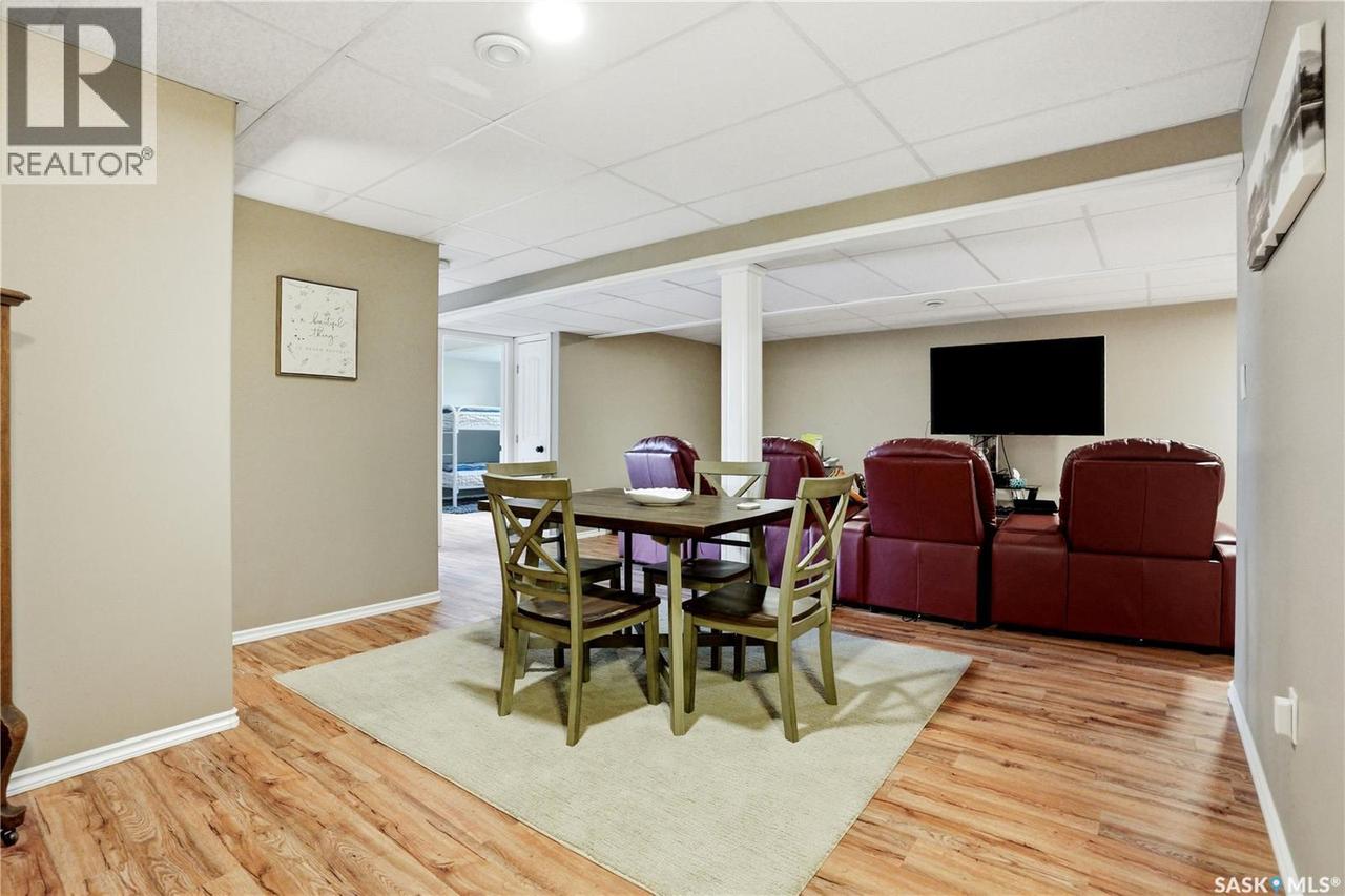 380 Carter Crescent, Cochin, SK 