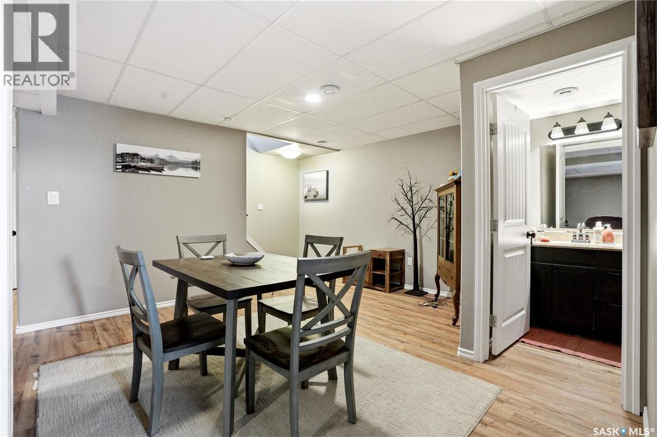 380 Carter Crescent, Cochin, SK 