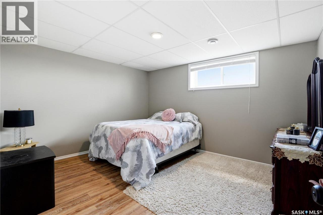 380 Carter Crescent, Cochin, SK 