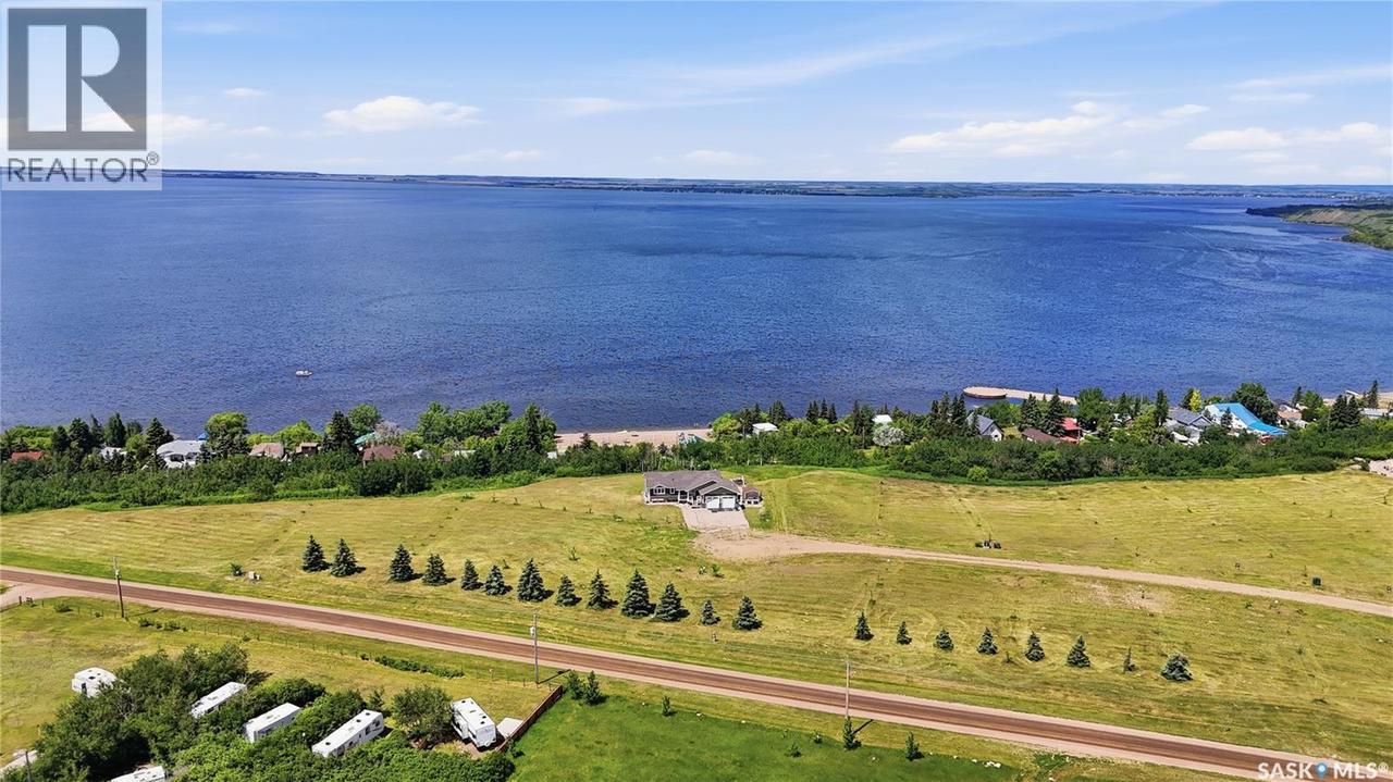 380 Carter Crescent, Cochin, SK 