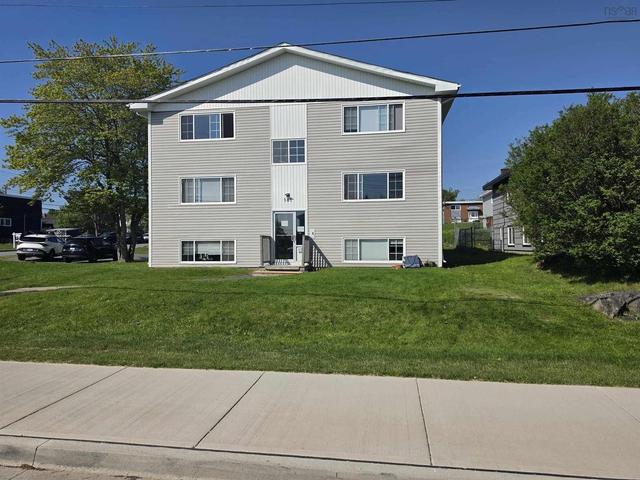 181 Evans Avenue  Halifax, NS B3M 1C8