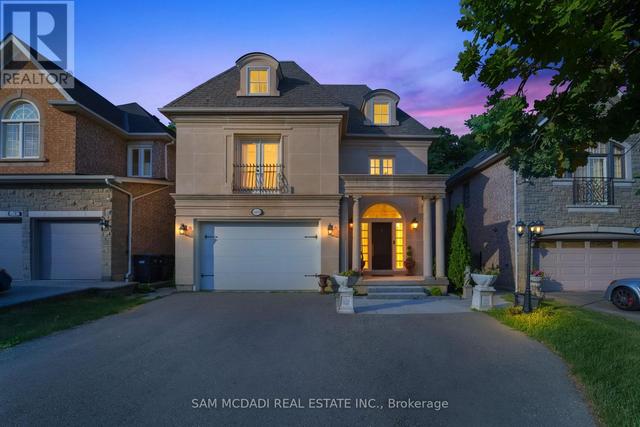 5481 MIDDLEPORT CRESCENT  Mississauga, ON L4Z 3V2