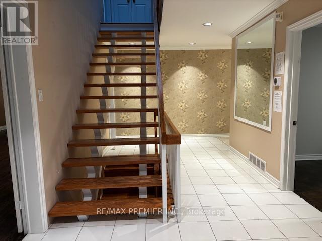66 Laureleaf Road, Markham, ON 