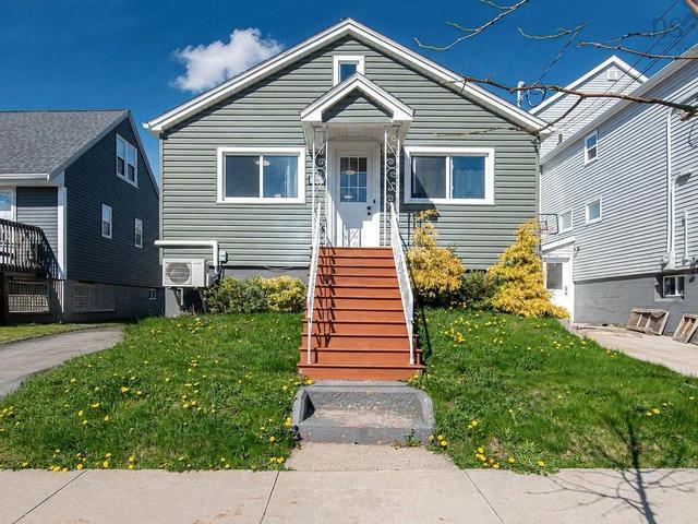 3667 High Street  Halifax Regional Municipality, NS B3K 4Y8
