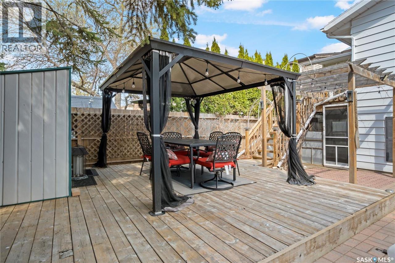 66 Leslie Place, Regina, SK 
