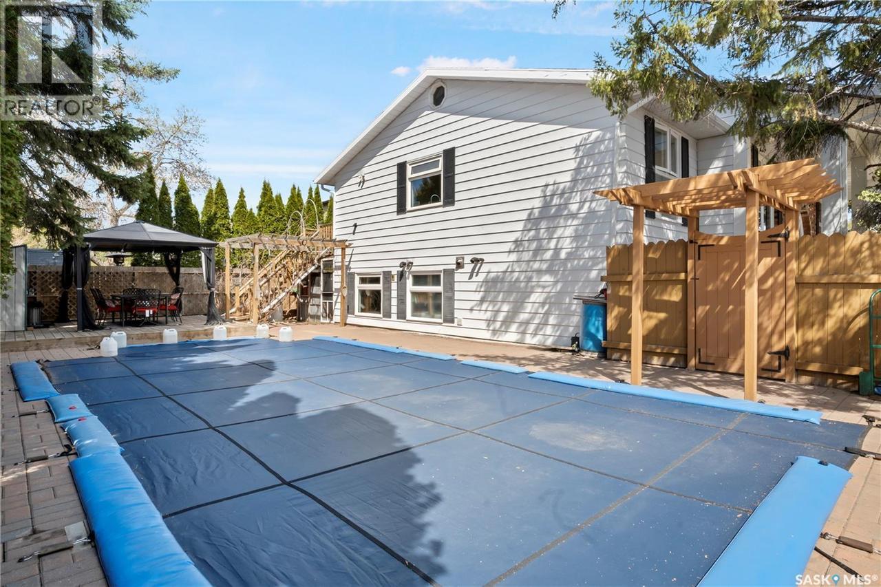 66 Leslie Place, Regina, SK 