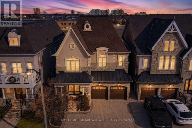 5221 ADOBE COURT  Mississauga, ON L5M 0K8