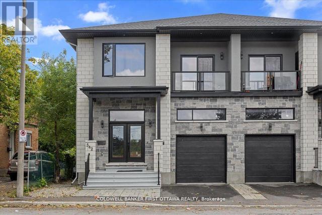562 QUEEN MARY STREET  Ottawa, ON K1K 1W1
