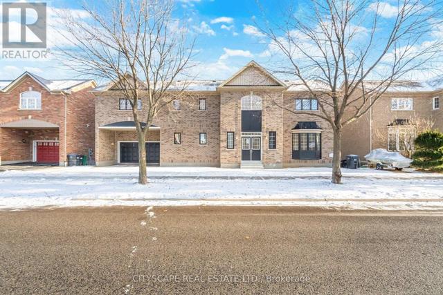5843 PRAIRIE CIRCLE  Mississauga, ON L5N 6B4