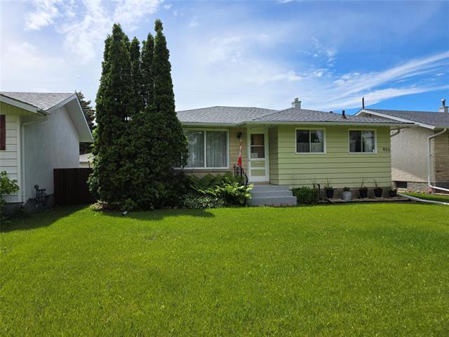 406 Cork AVE  Winnipeg, MB R2V 1R5