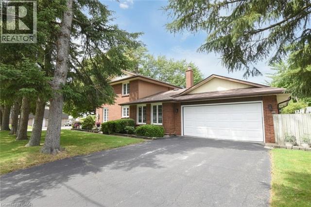 24 SHAW Street  Caledonia, ON N3W 1K2