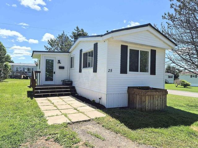 25 Brentwood Estates  Amherst, NS B4H 4G5