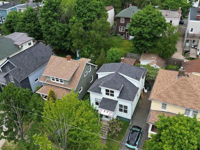 6285 Willow Street  Halifax, NS B3L 1P1