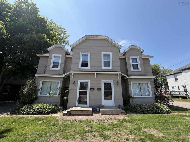 61-63 Albion Street  Amherst, NS B4H 2W2