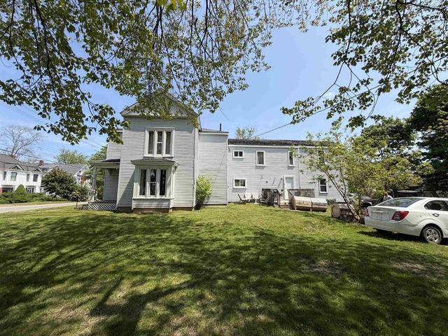 29 Spring Street  Amherst, NS B4H 1R8
