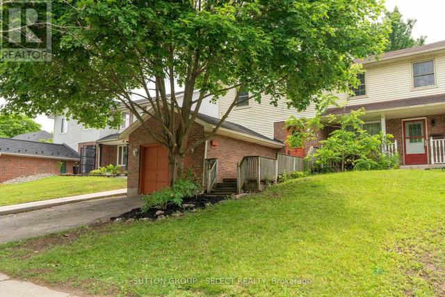 461 CLEVELAND AVENUE  London South (South J), ON N5Z 3C3