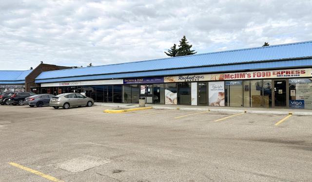 9752 - 182 Street  Edmonton, AB T5T 3T9