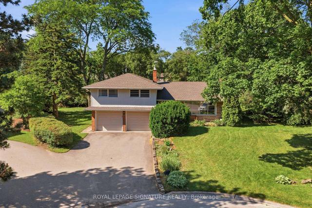 308 South Court S Burlington, ON L7N 1S7