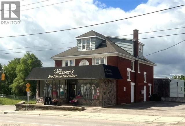 745 KING Street E  Kitchener, ON N2G 2M4