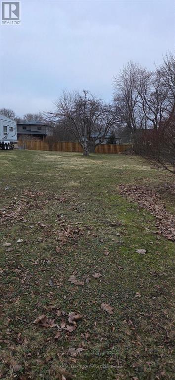 1042 DEARNESS DRIVE  London South (South Y), ON N6E 1N7