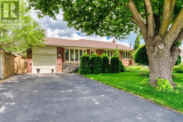 1607 EWALD ROAD  Mississauga, ON L5G 4C4