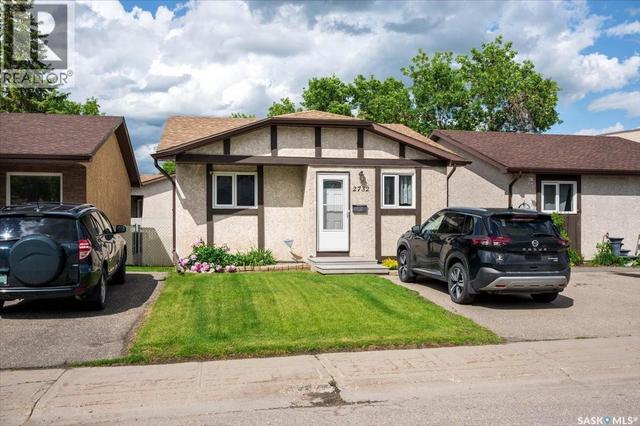 2732 Shooter DRIVE E  Regina, SK S4V 0Y7