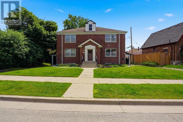 107 WINDSOR CRESCENT  London South (South F), ON N6C 1V9