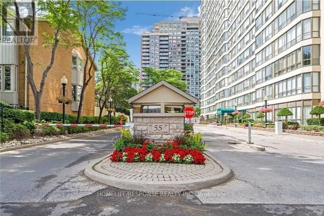 1601 - 55 ELM DRIVE W  Mississauga, ON L5B 3Z3