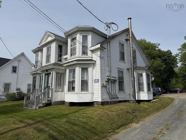 685 Main Street  Yarmouth, NS B5A 1K7