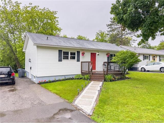 104 Preston DR  Nashwaaksis, NB E3A 2L6