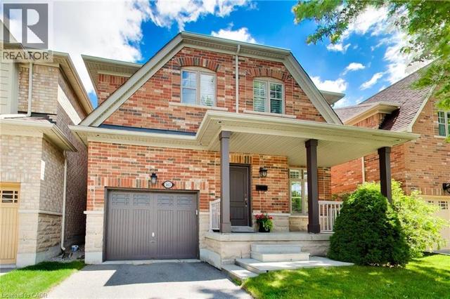 1613 NORTHMOUNT Avenue  Mississauga, ON L5E 1Y9
