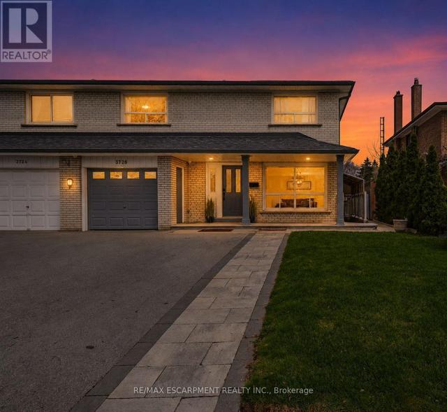3726 HOLDEN CRESCENT  Mississauga, ON L5A 2V8
