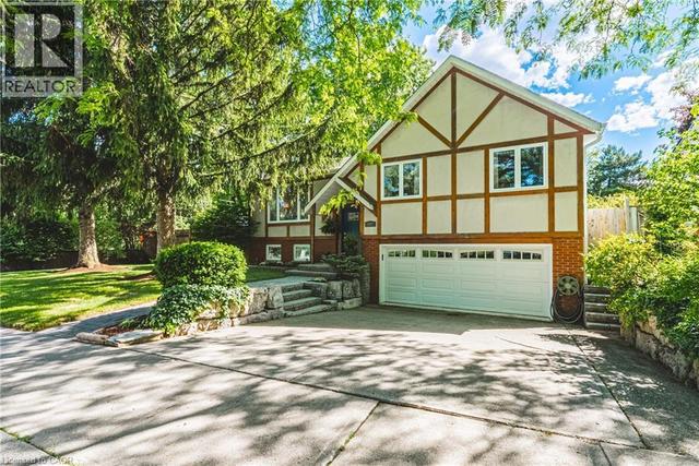 742 FRANCIS Road  Burlington, ON L7T 4A3
