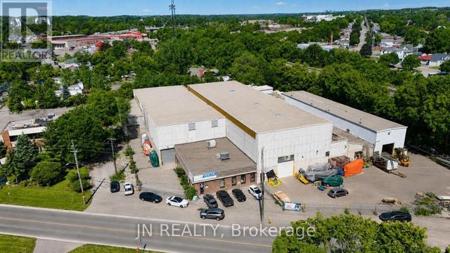 200 BEVERLY STREET S  Cambridge, ON N1R 3Z8