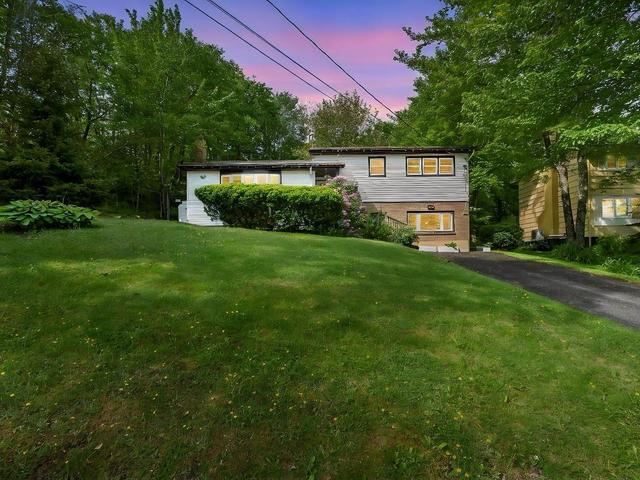10 Plymouth Street  Halifax, NS B3M 2S2