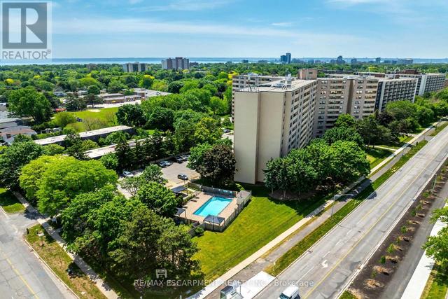 1005 - 700 DYNES ROAD  Burlington, ON L8N 3M2