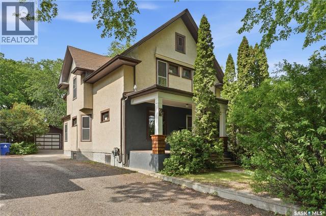 606 BEDFORD ROAD  Saskatoon, SK S7L 0E8