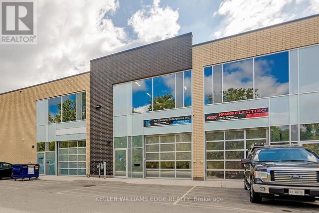 16 - 1158 KING ROAD  Burlington, ON L7T 0C5