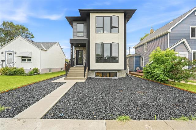 127 Traverse AVE  Winnipeg, MB R2H 2G8