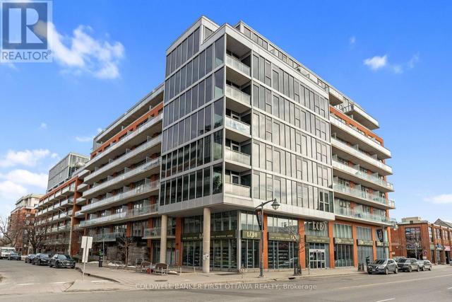 209 - 360 MCLEOD STREET  Ottawa, ON K2P 1A9