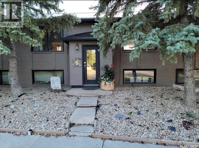 2440 ABBOTT ROAD  Regina, SK S4N 2K3