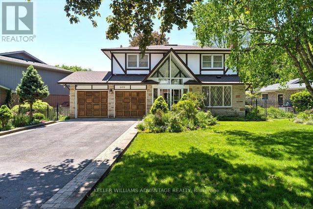 2192 CASTLESTONE COURT  Mississauga, ON L5B 1Y1