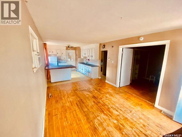 626 Mctavish STREET  Regina, SK S4T 3T5