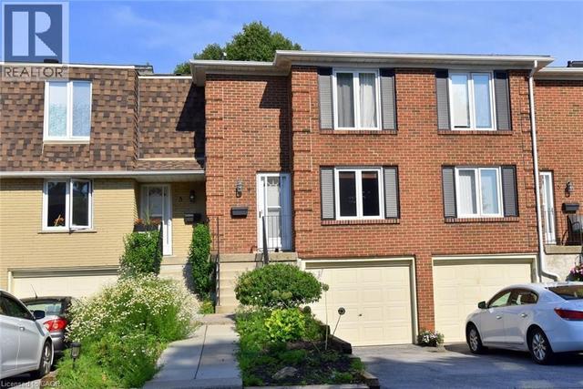 299 LIMERIDGE Road Unit# 4  Hamilton, ON L9C 2V4