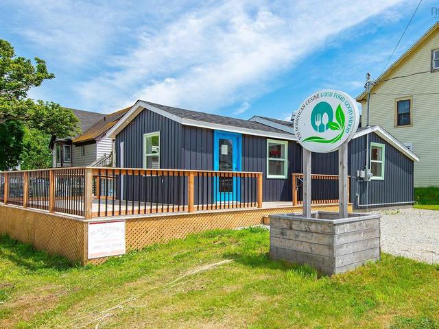 191 Main Street  Yarmouth, NS B5A 5G3