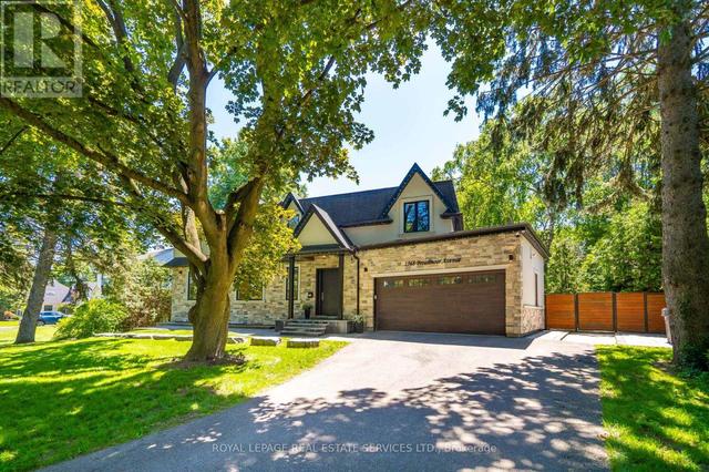 1568 BROADMOOR AVENUE  Mississauga, ON L5G 3V1