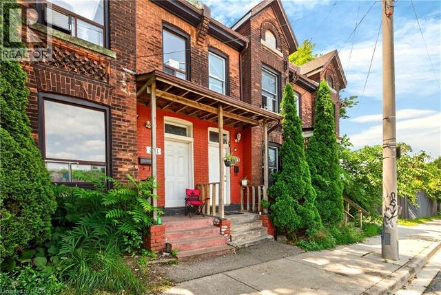 103 STUART Street  Hamilton, ON L8L 1B6