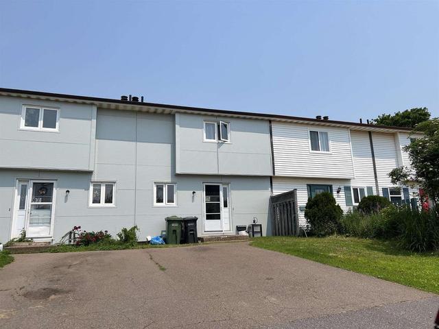 99 Westridge Crescent  Charlottetown, PE C1A 8P2
