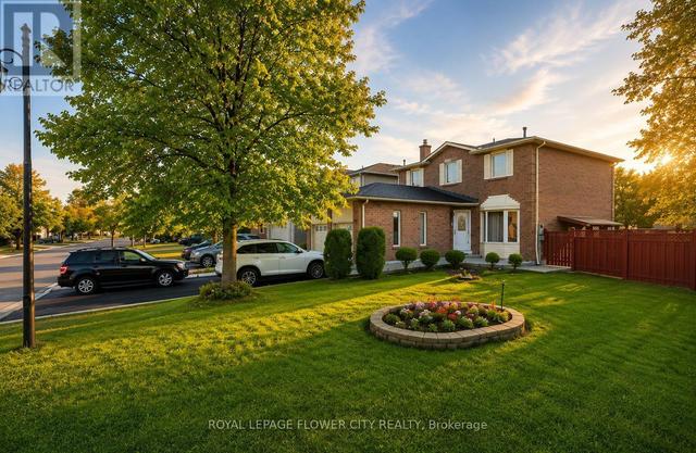 23 CLYDESDALE CIRCLE  Brampton, ON L6Y 3R1