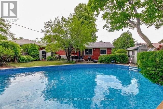 5322 WINDERMERE DRIVE  Burlington, ON L7L 3M1